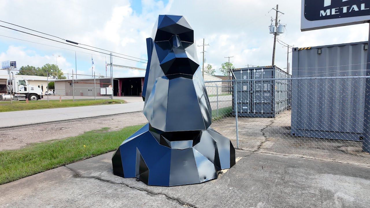 Oscar the Moai, Texas Metal Works