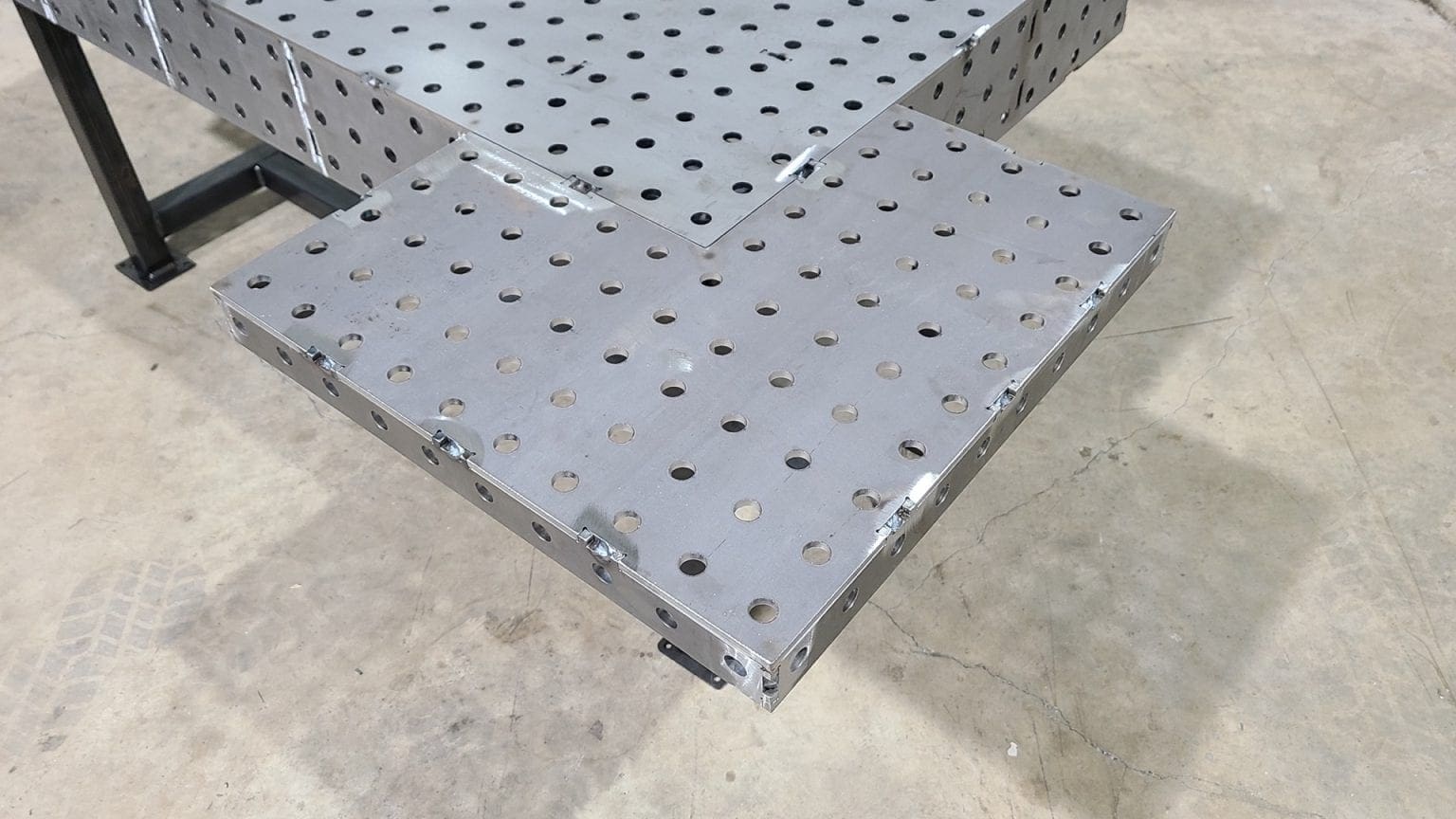 Welding Table Extension 20″ Corner • Texas Metal Works