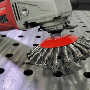 Twisted-Wire-Wheel Beveled Twisted Knot Wire Wheel 5in