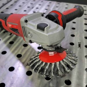 Wire-Wheel-Bevel Beveled Twisted Knot Wire Wheel 5in