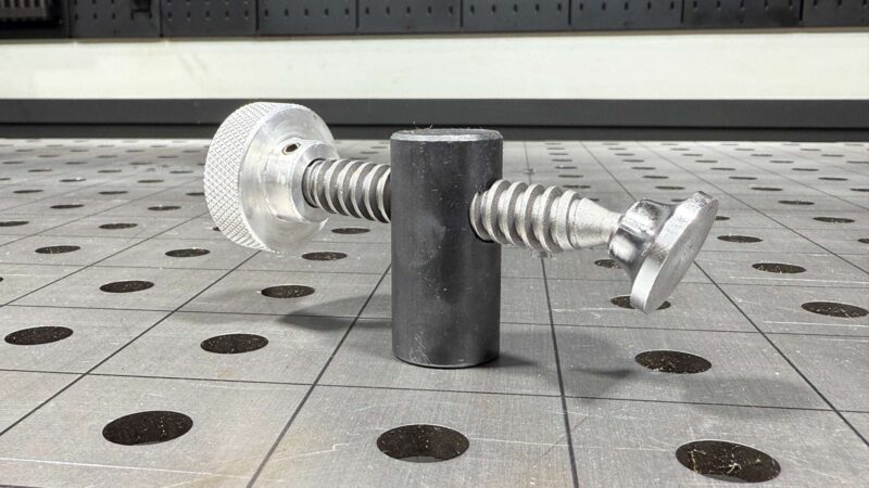 Side Clamp w/ Knurled Handle